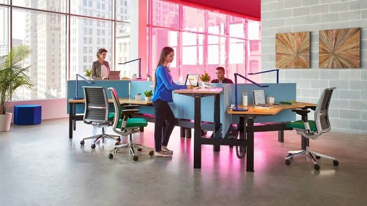 The 7 advantages of standing work areas